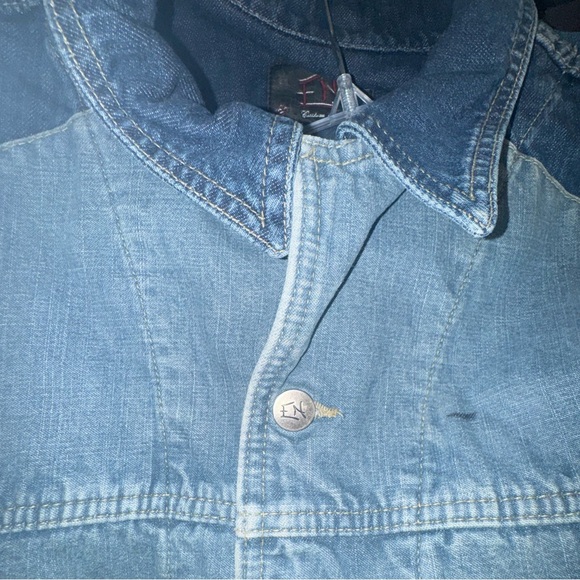 Custom denim jacket - Picture 9 of 11